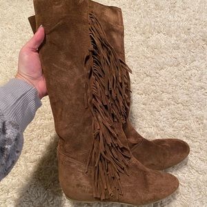 Genuine suede tassel boots